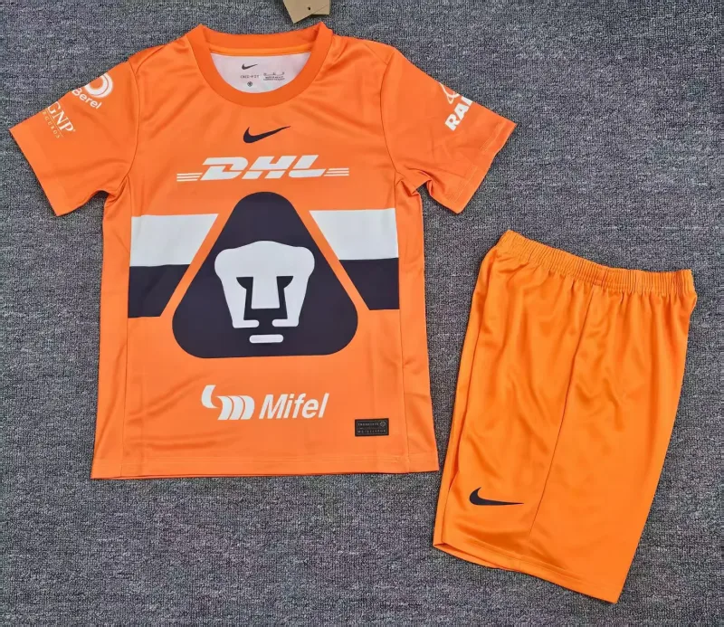 Pumas UNAM 2025/26 Goalkeeper Kids Kit Orange — 2