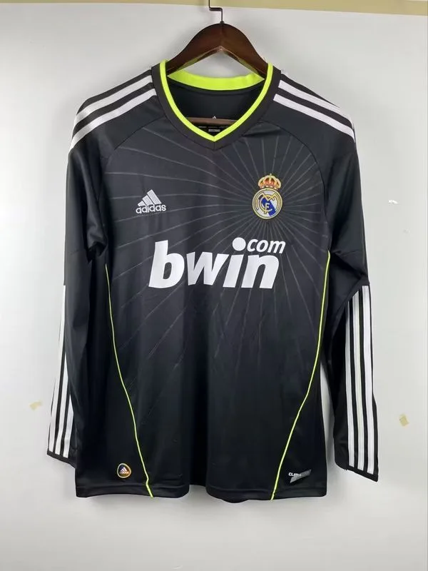 Real Madrid 2010/11 Away Shirt Long Sleeve — 2