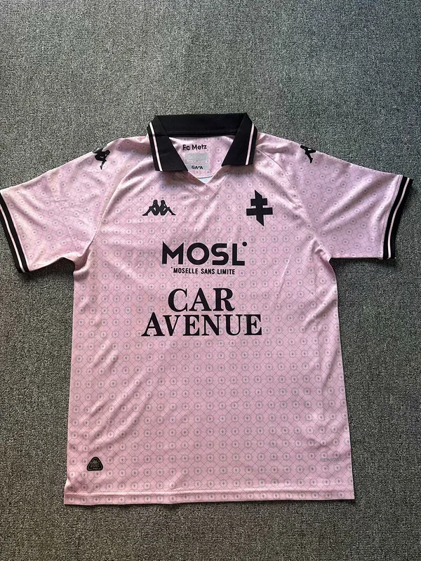 Metz 2024/25 Tercera Equipación Camiseta Pink — 2