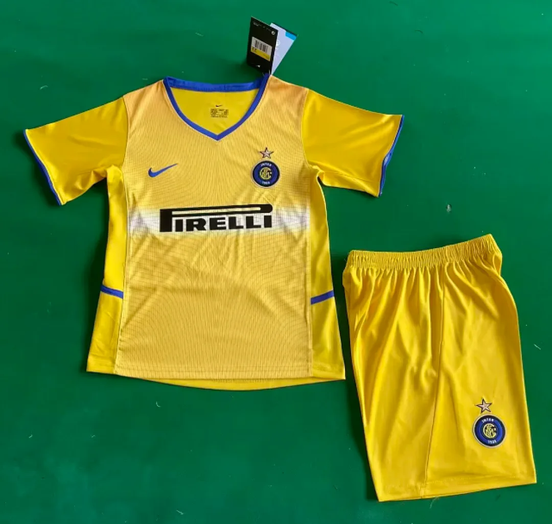 Inter Milan 2002/03 Third Kids Kit Yellow