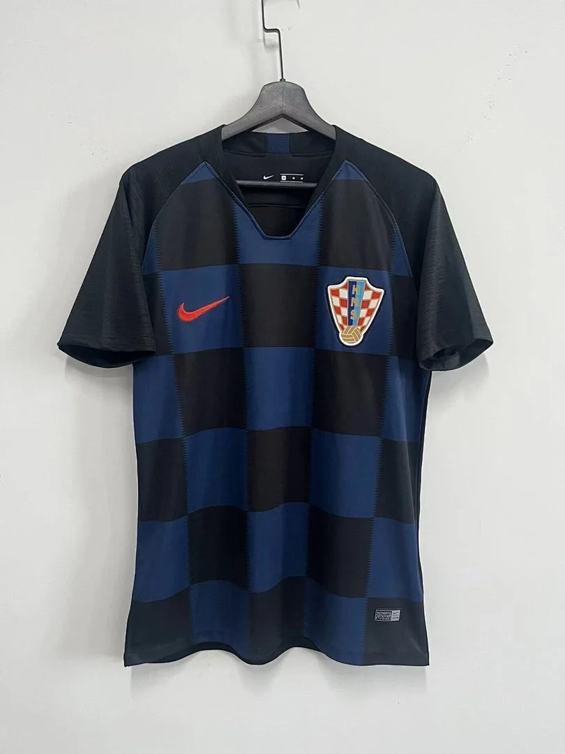 Croatia 2018 Away Shirt — 2