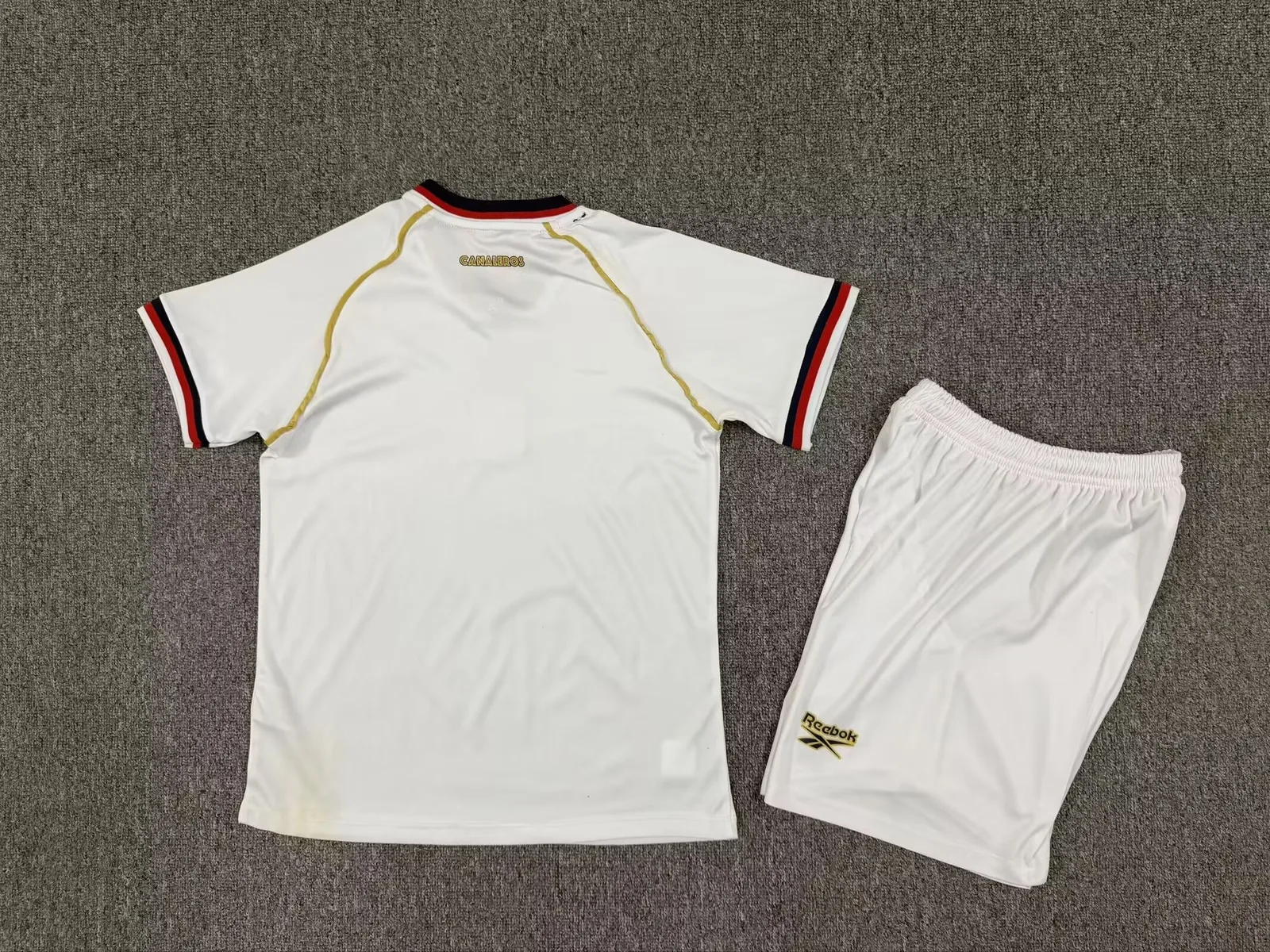 Panama 2016/28 Away Kids Kit — 2