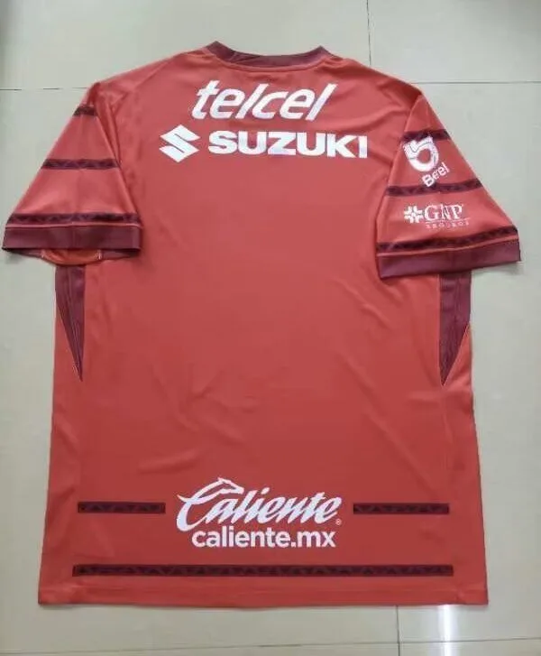 Pumas UNAM 2024/25 Gardien Maillot Red — 1