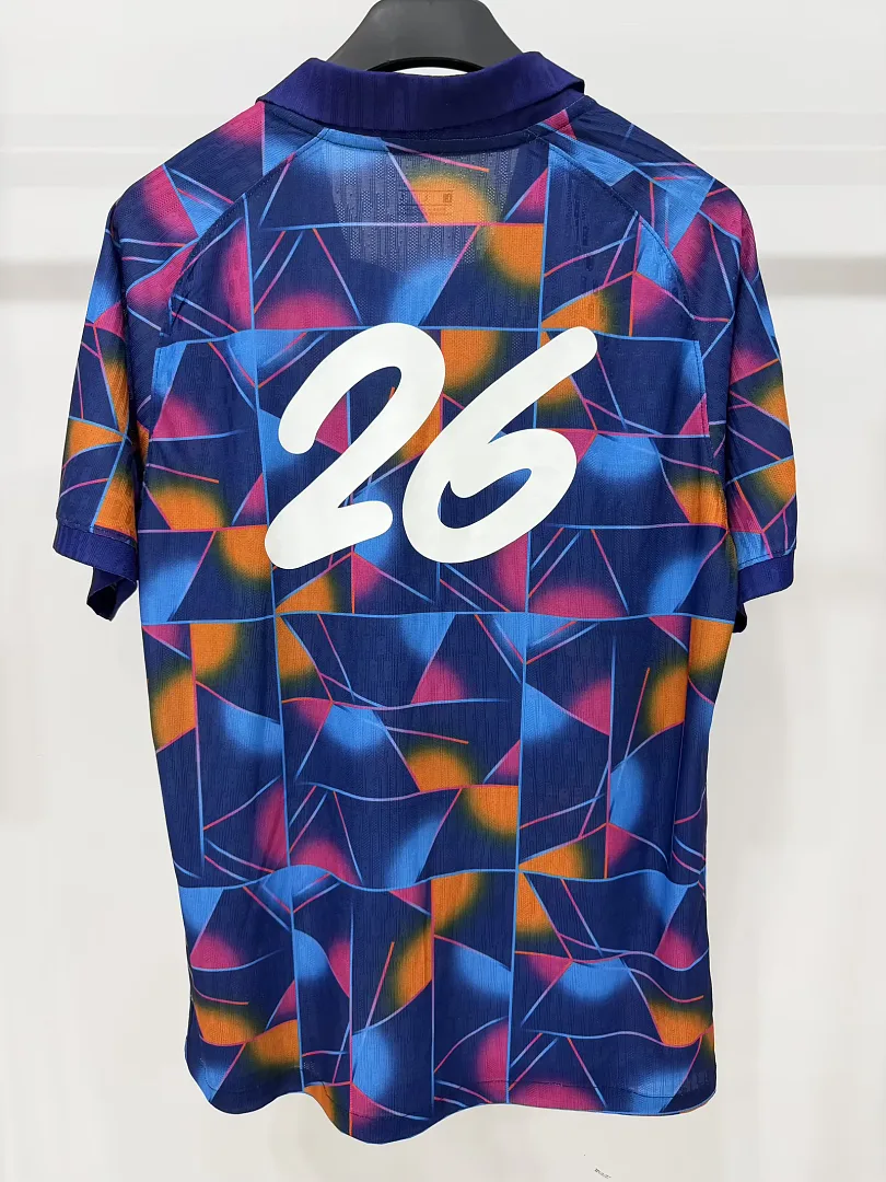 Uefa Unveil Official Budapest 2026/27 Camiseta Versión Jugador Champions League