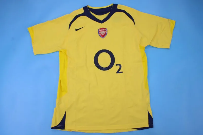 Arsenal 2005/06 Away Shirt Yellow — 1