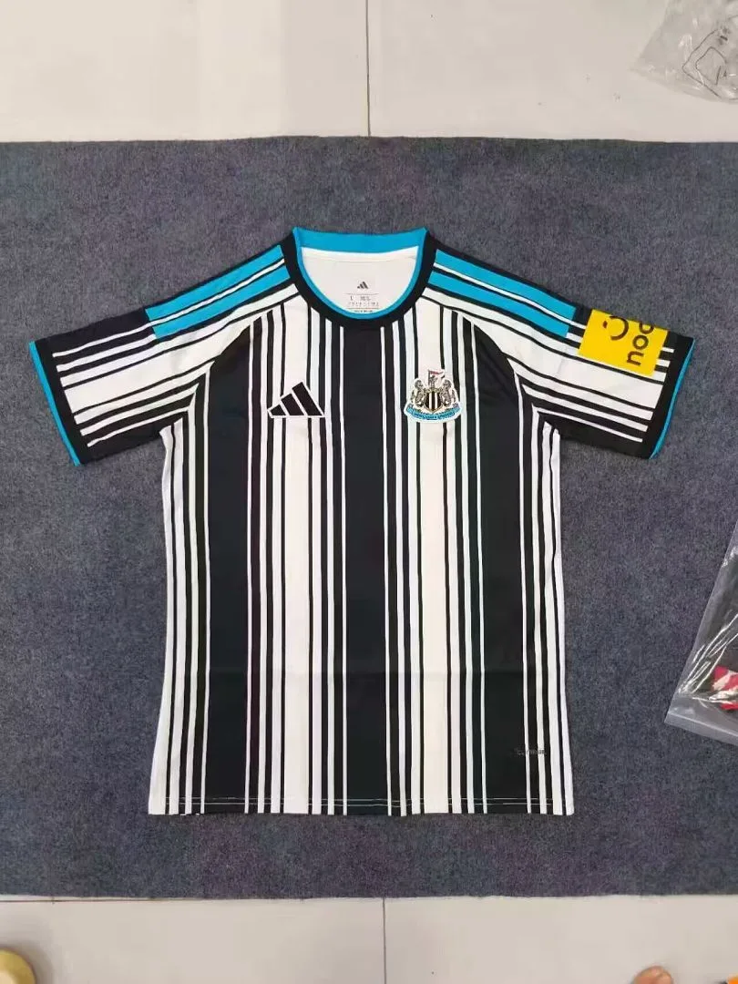 Newcastle United 2026/27 Heim Trikot — 2