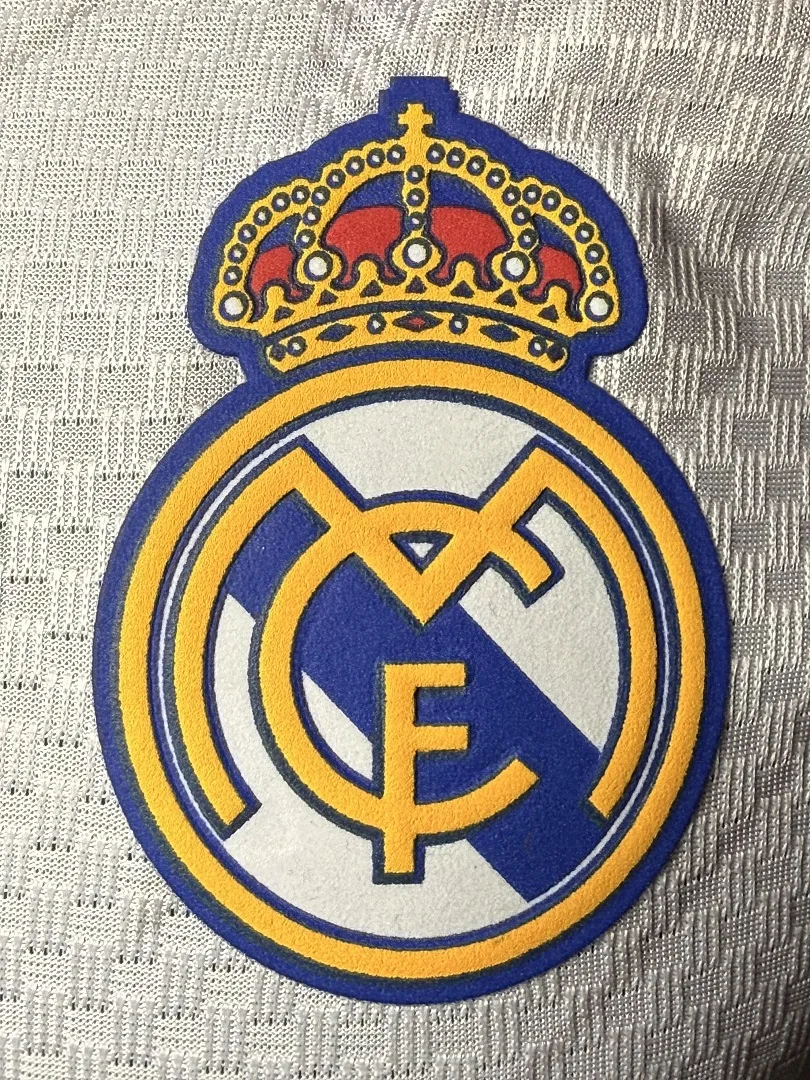 Real Madrid 2025/26 Camiseta Versión Jugador White Travel — 2