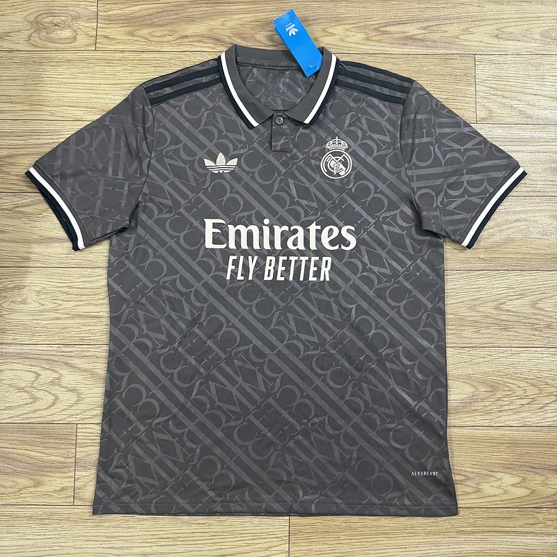 Real Madrid 2024/25 Ausweich Trikot Kurzarm Black — 1