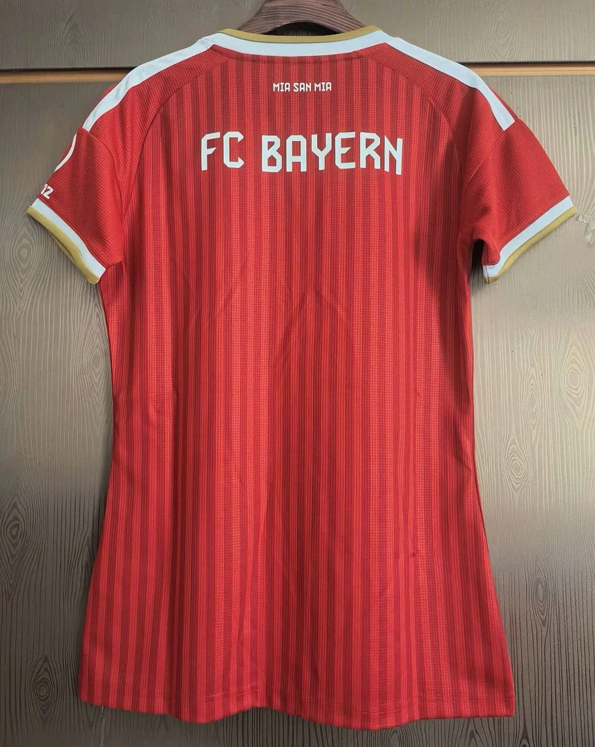 FC Bayern München 2026/27 Heim Trikot Damen — 1