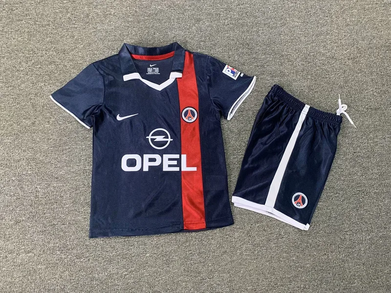 Paris Saint-Germain 2001/02 Home Kids Kit