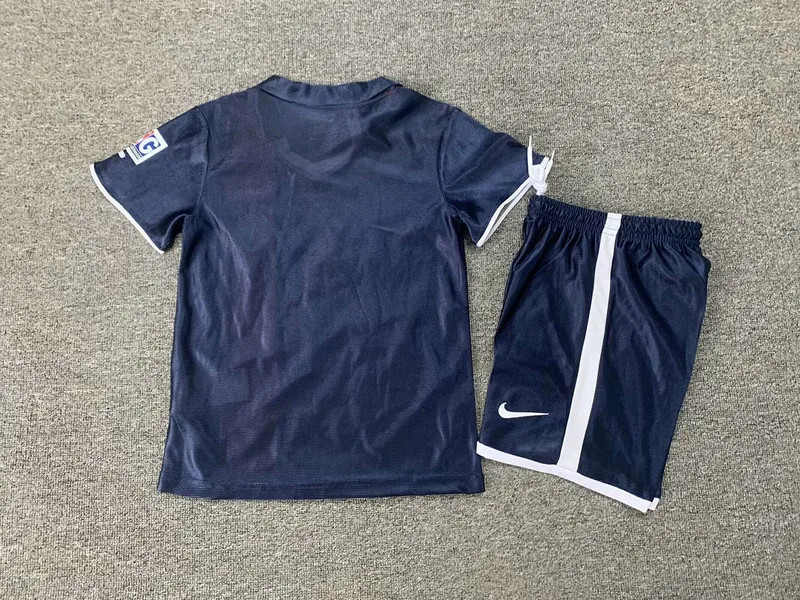 Paris Saint-Germain 2001/02 Home Kids Kit — 2