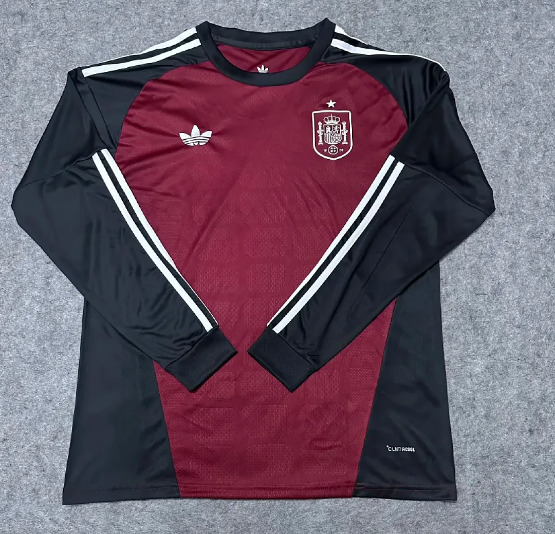 Spain 2026 Goalkeeper Shirt Long Sleeve Red