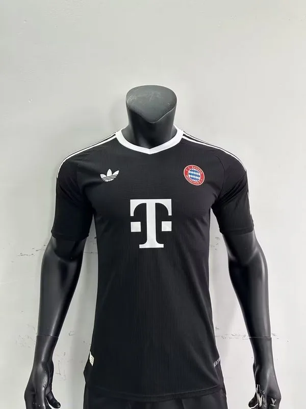 Bayern Munich 2024/25 Goalkeeper Shirt Player Version Black — 1