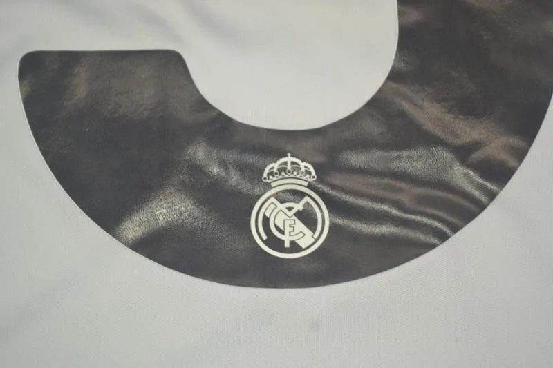 Real Madrid 2009/10 Heim Trikot — 2