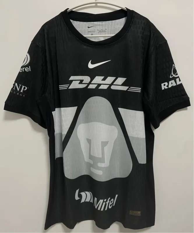 Pumas UNAM 2025/26 Goalkeeper Shirt Player Version Black