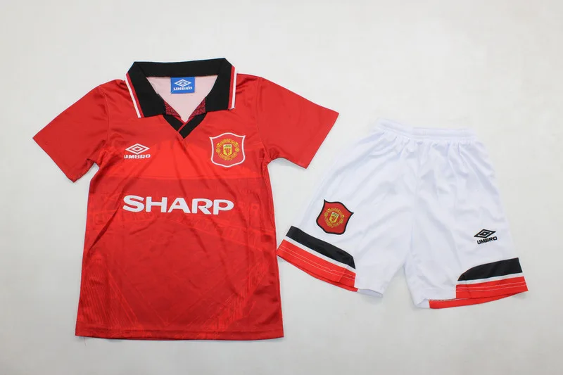 Manchester United 1994/96 Home Kids Kit