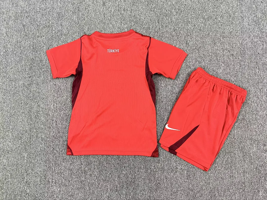Turkey 2016/30 Away Kids Kit — 2