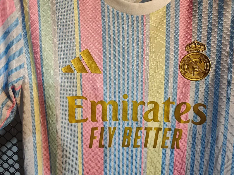 Real Madrid 2025/26 Camiseta Versión Jugador Edición Especial — 2
