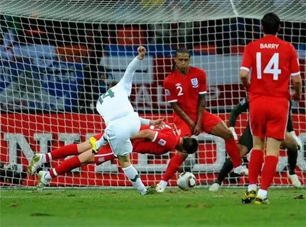 England 2010 Away Shirt — 1