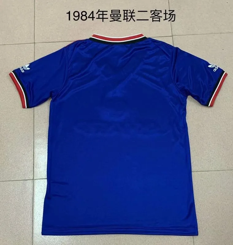 Manchester United 1984 Away Shirt Blue — 2