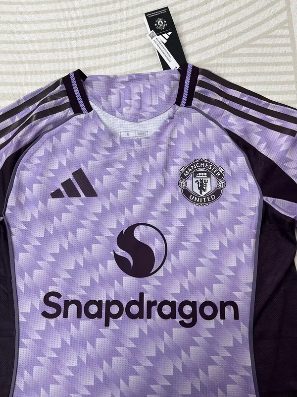 Manchester United 2025/26 Segunda Equipación Camiseta Versión Jugador — 1