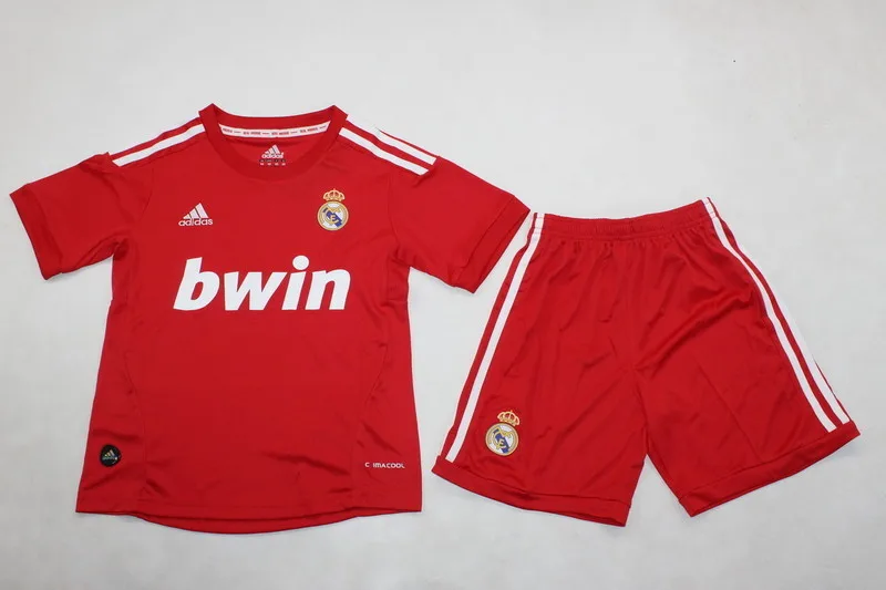 Real Madrid 2011/12 Ausweich Set Kinder Red