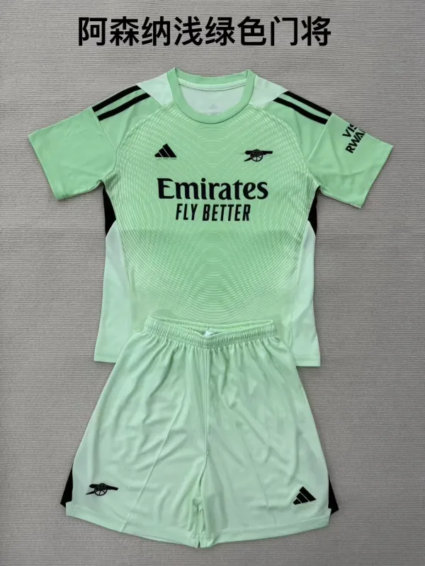 Arsenal 2025/26 Goalkeeper Kids Kit Green — 1