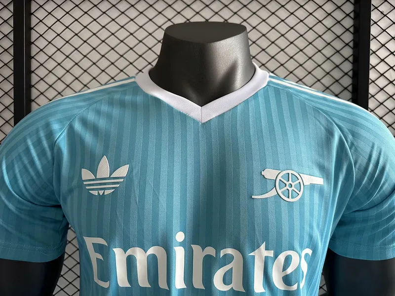 Arsenal 2024/25 Shirt Player Version Green — 1