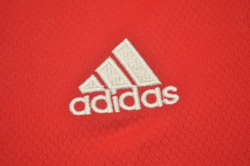 Arsenal 2019/20 Home Shirt
