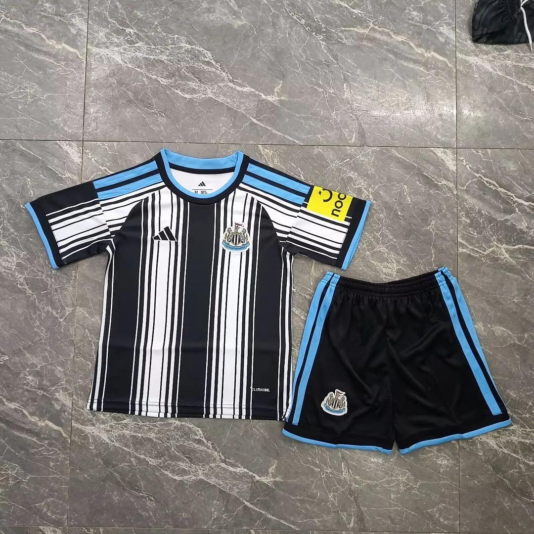 Newcastle United 2026/27 Heim Set Kinder — 2