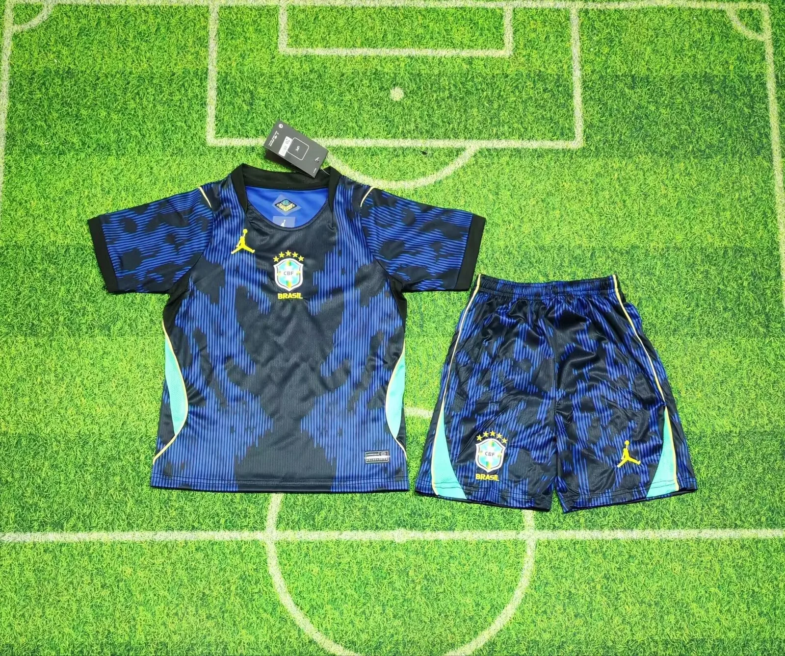 Brazil 2026/27 Away Kids Kit — 1