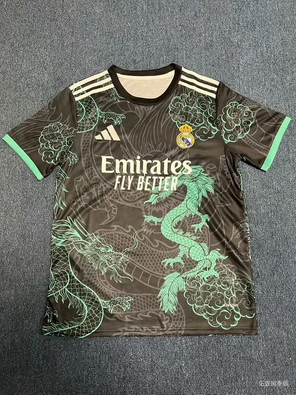 Real Madrid 2025/26 Camiseta Black Dragon