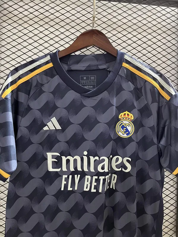 Real Madrid 2023/24 Away Shirt Short Sleeve Black — 2