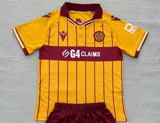 Motherwell 2025/26 Domicile Maillot Manches Courtes — 2