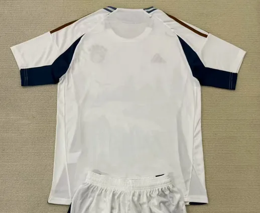 Bayern Munich 2025/26 Shirt Concept White — 1