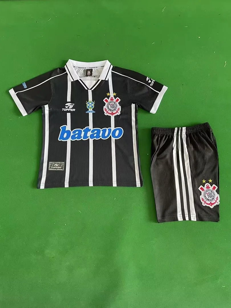 Corinthians 1999/00 Away Kids Kit — 1