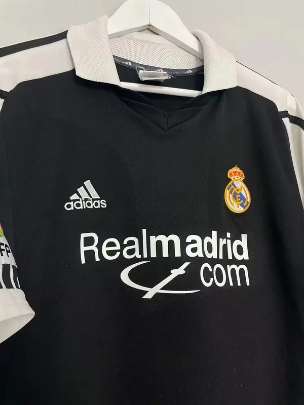 Real Madrid 2001/02 Away Shirt Black