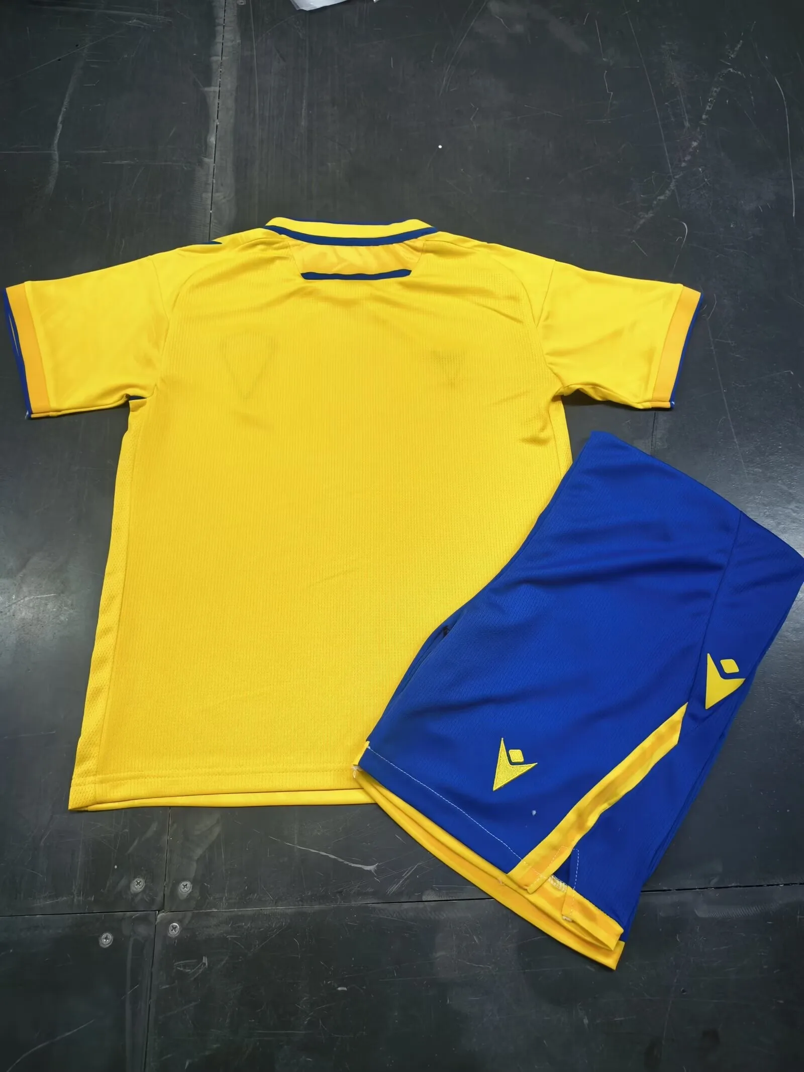 Cádiz 2025/26 Home Kids Kit — 2