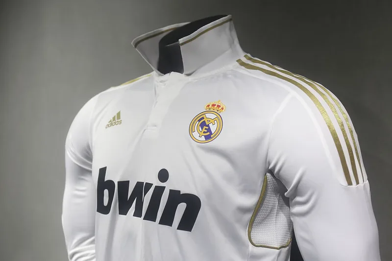 Real Madrid 2011/12 Heim Trikot Langarm Spielerversion