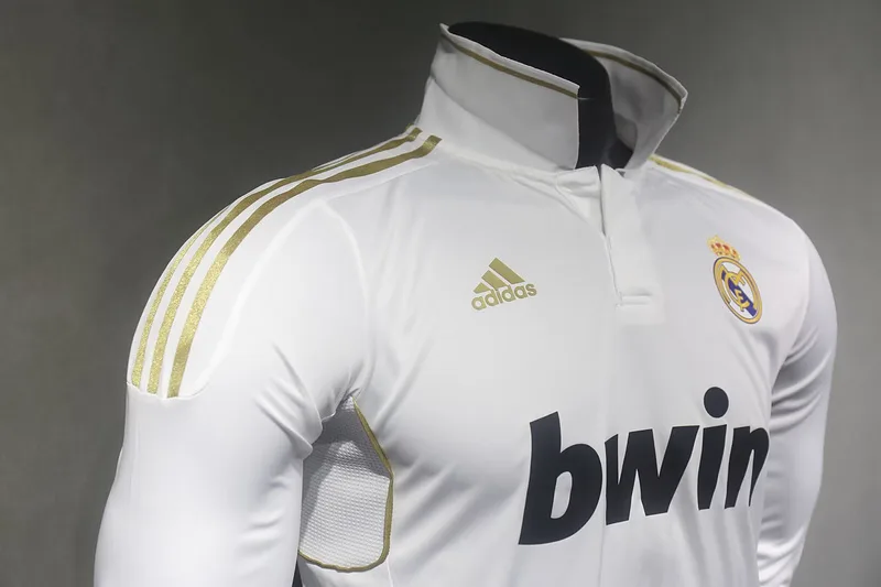 Real Madrid 2011/12 Heim Trikot Langarm Spielerversion — 2