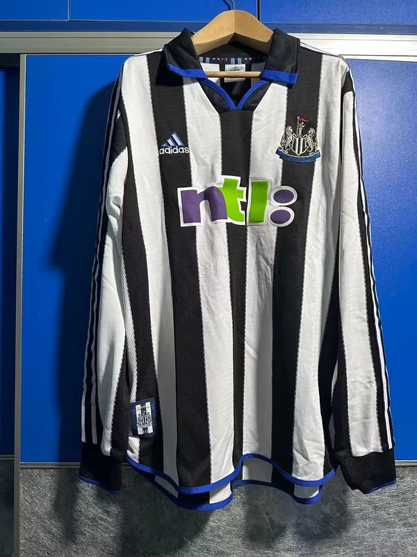 Newcastle United 2000/01 Home Shirt Long Sleeve