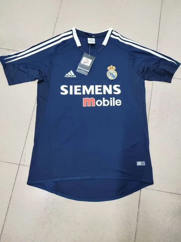 Real Madrid 2004/05 Away Shirt