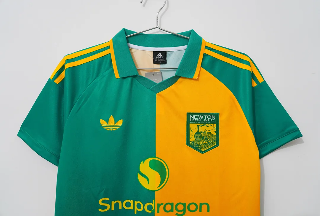 Manchester United Maillot Manches Courtes Édition Spéciale Yellow — 2
