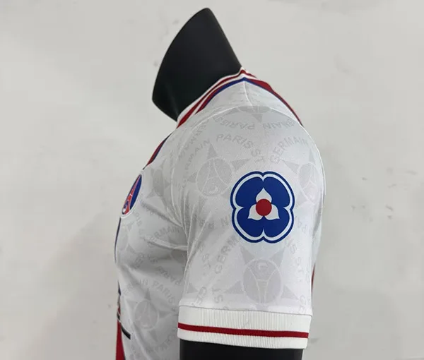 Paris Saint-Germain 1995/96 Away Shirt