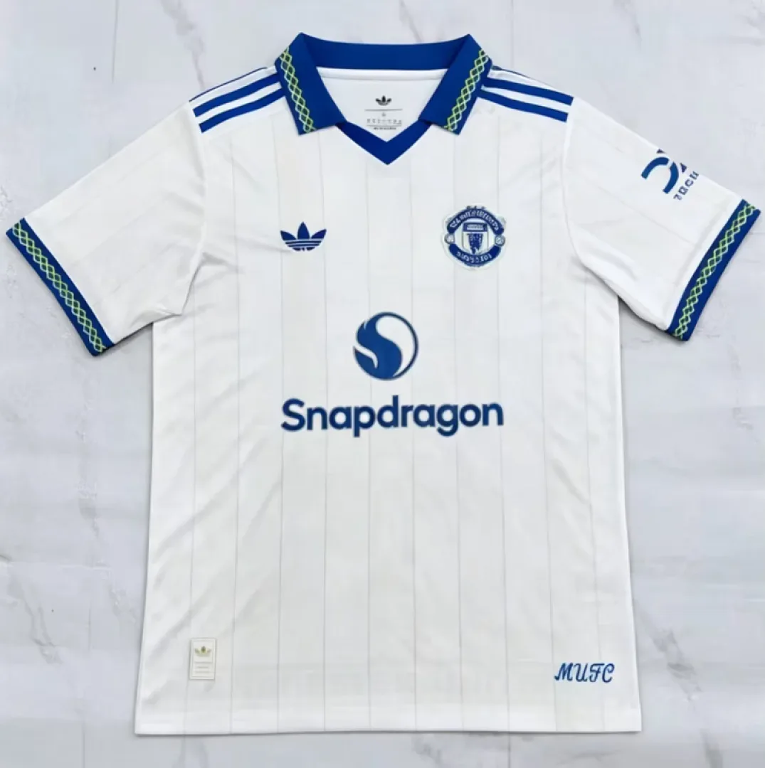 Manchester United 2026/27 Third Maillot Version Joueur White — 2