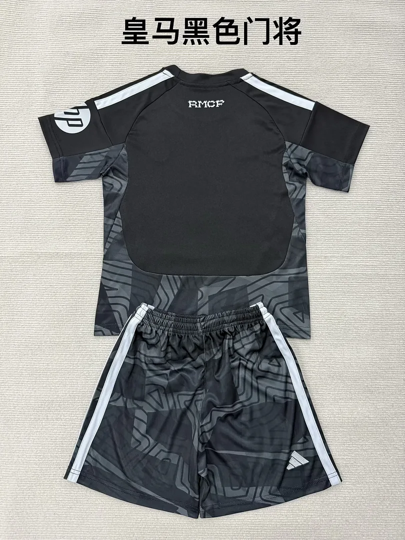 Real Madrid 2026/27 de Portero Conjunto de Niño Black — 2