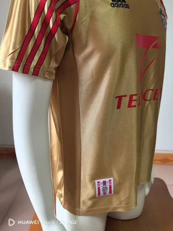 Benfica 1998/99 Auswärts Trikot Gold