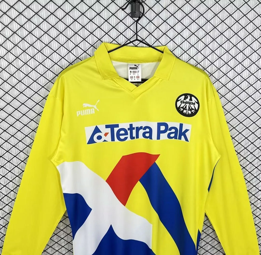 Eintracht Frankfurt 1993/96 Away Shirt Long Sleeve — 2