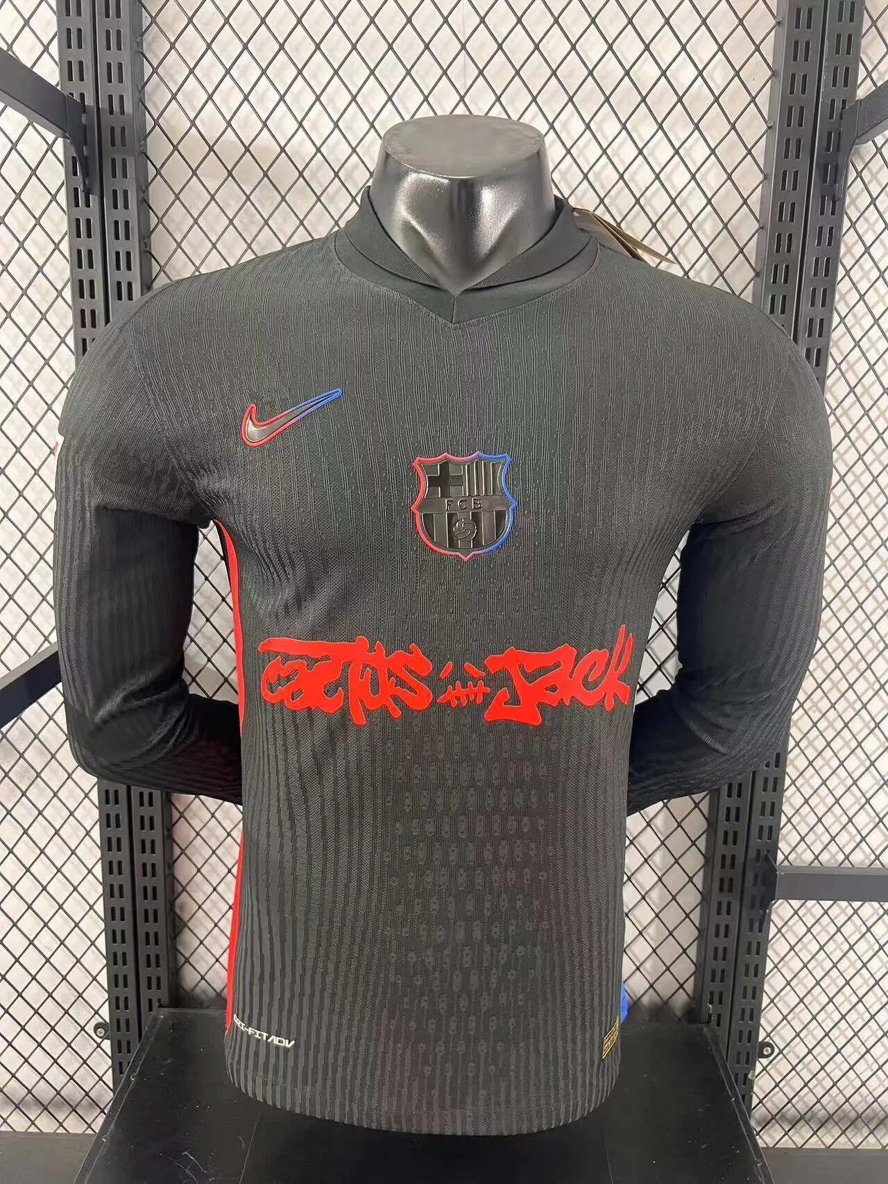 Barcelona 2024/25 Segunda Equipación Camiseta Manga Larga Versión Jugador — 1
