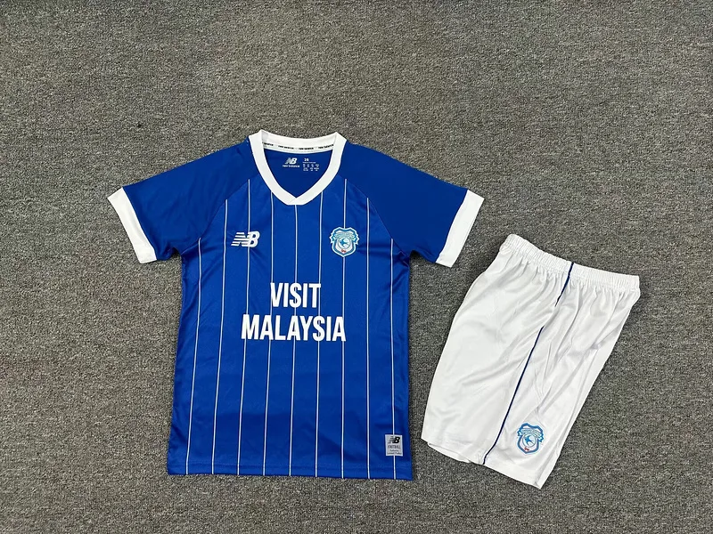 Cardiff City 2025/26 Domicile Ensemble Enfant — 2